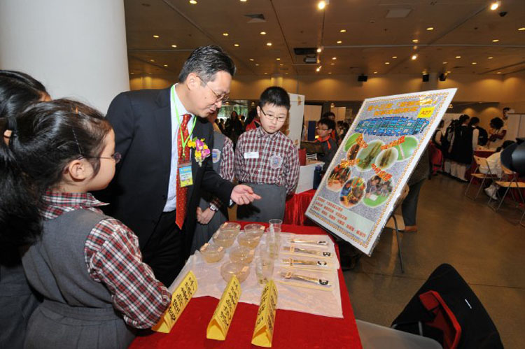 31547_10150183606650301_413340445300_12163403_3119663_n