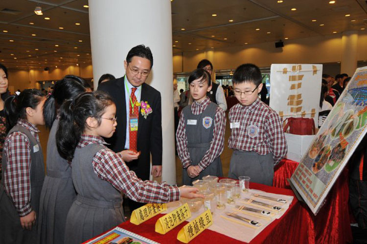 31547_10150183606660301_413340445300_12163405_7518379_n