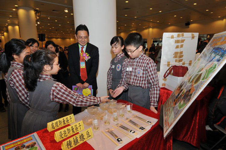 31547_10150183606675301_413340445300_12163408_7553731_n