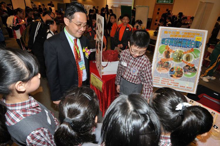 31547_10150183606730301_413340445300_12163415_2064287_n